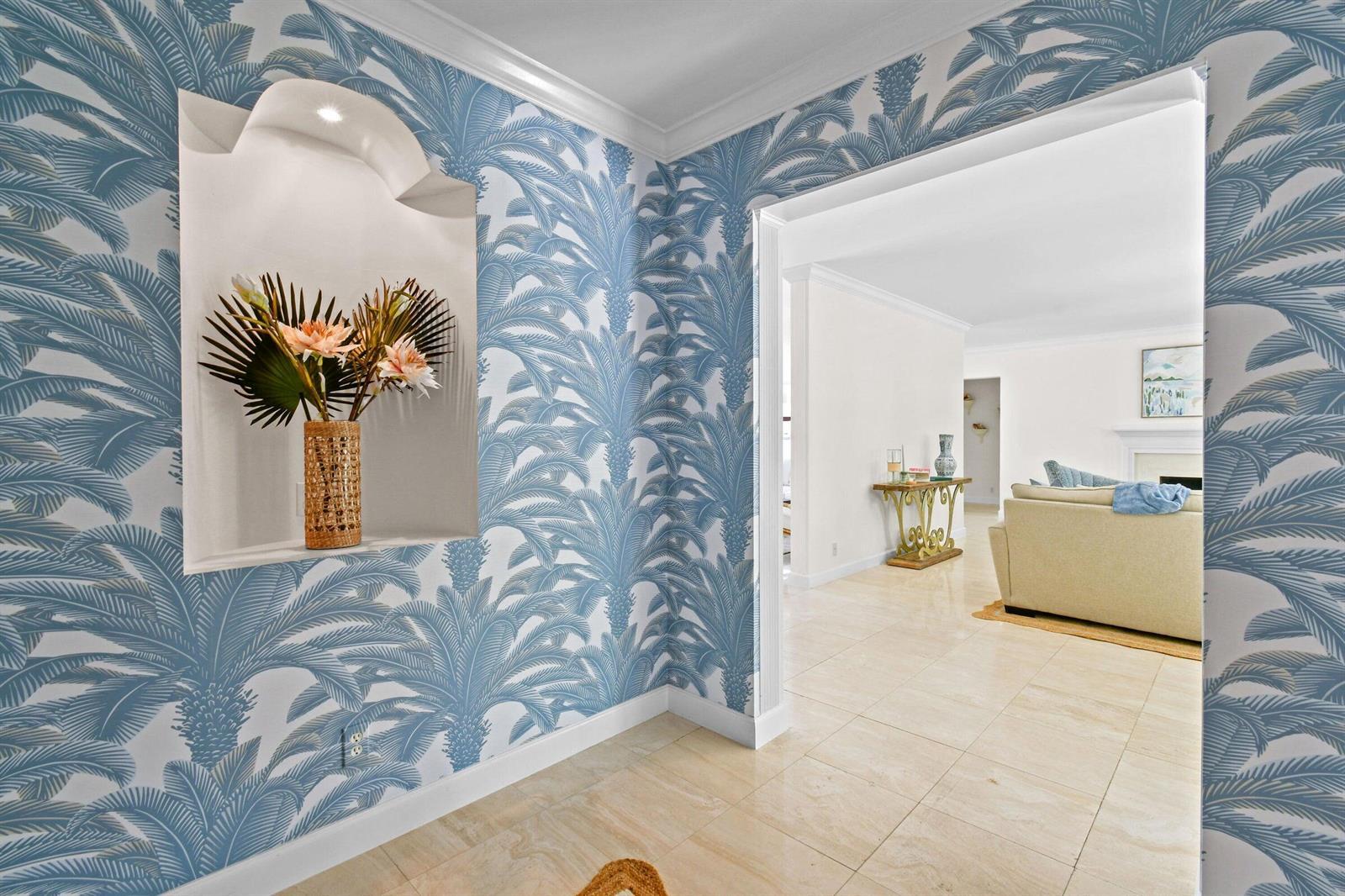 117 VIA VIZCAYA, Palm Beach FL 33480 photo 4