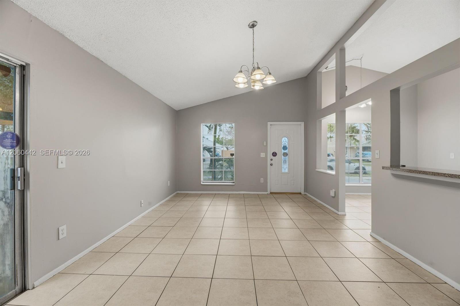 8666 SW 14th St, Pembroke Pines FL 33025 photo 4