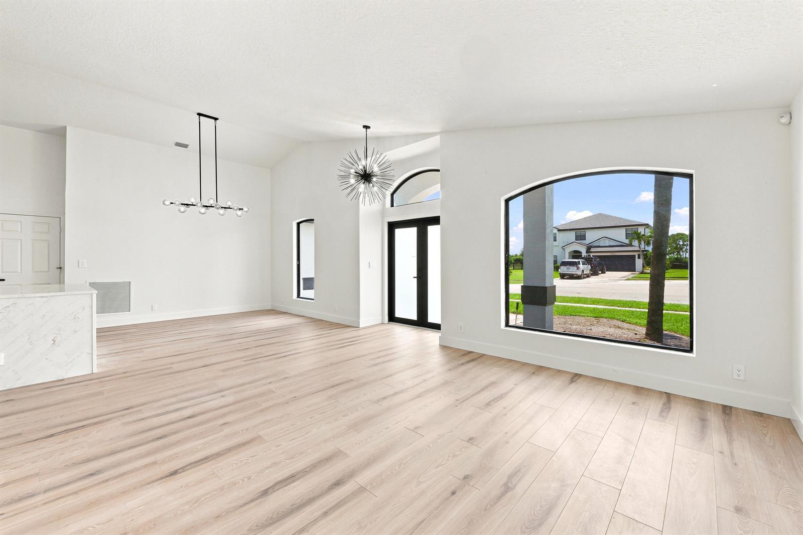 15931 CANOSA Court, Wellington FL 33414 photo 4