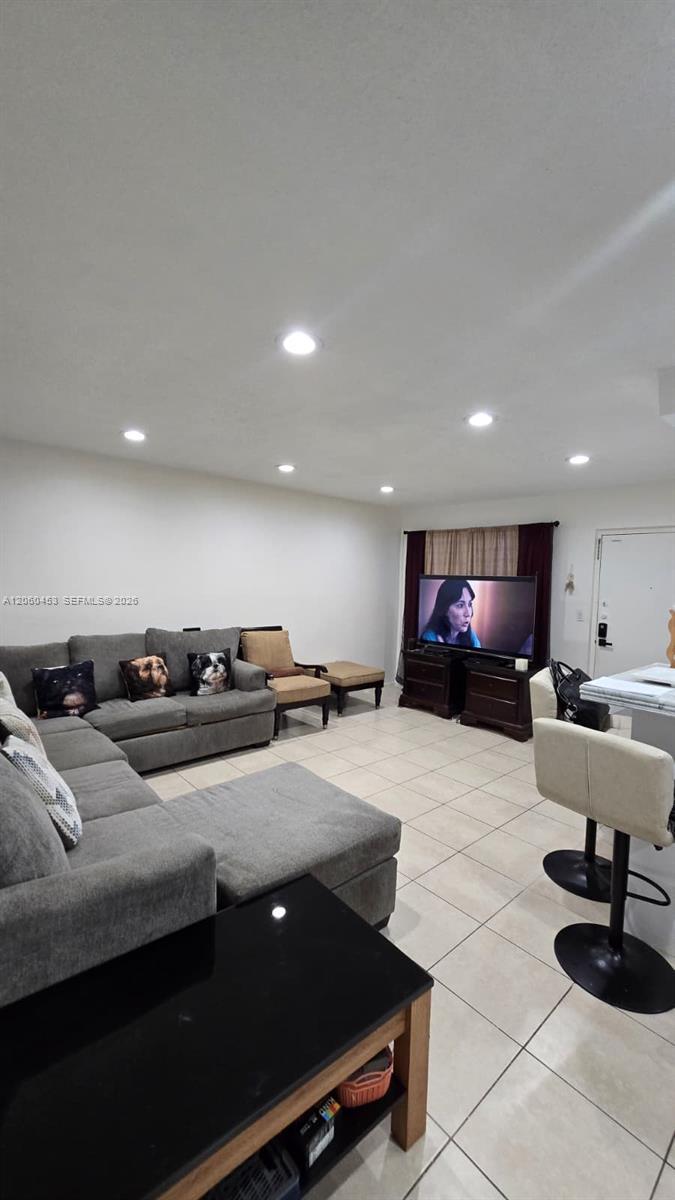 13500 NE 3rd Ct # 416, North Miami FL 33161 photo 4