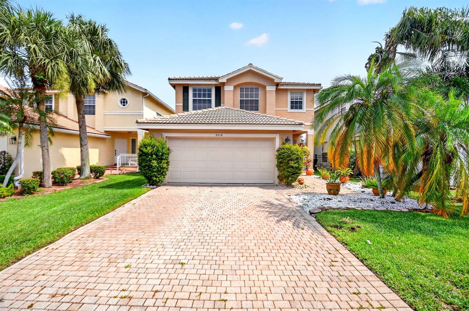 5018 Starblaze Drive, FL 33463 photo 2