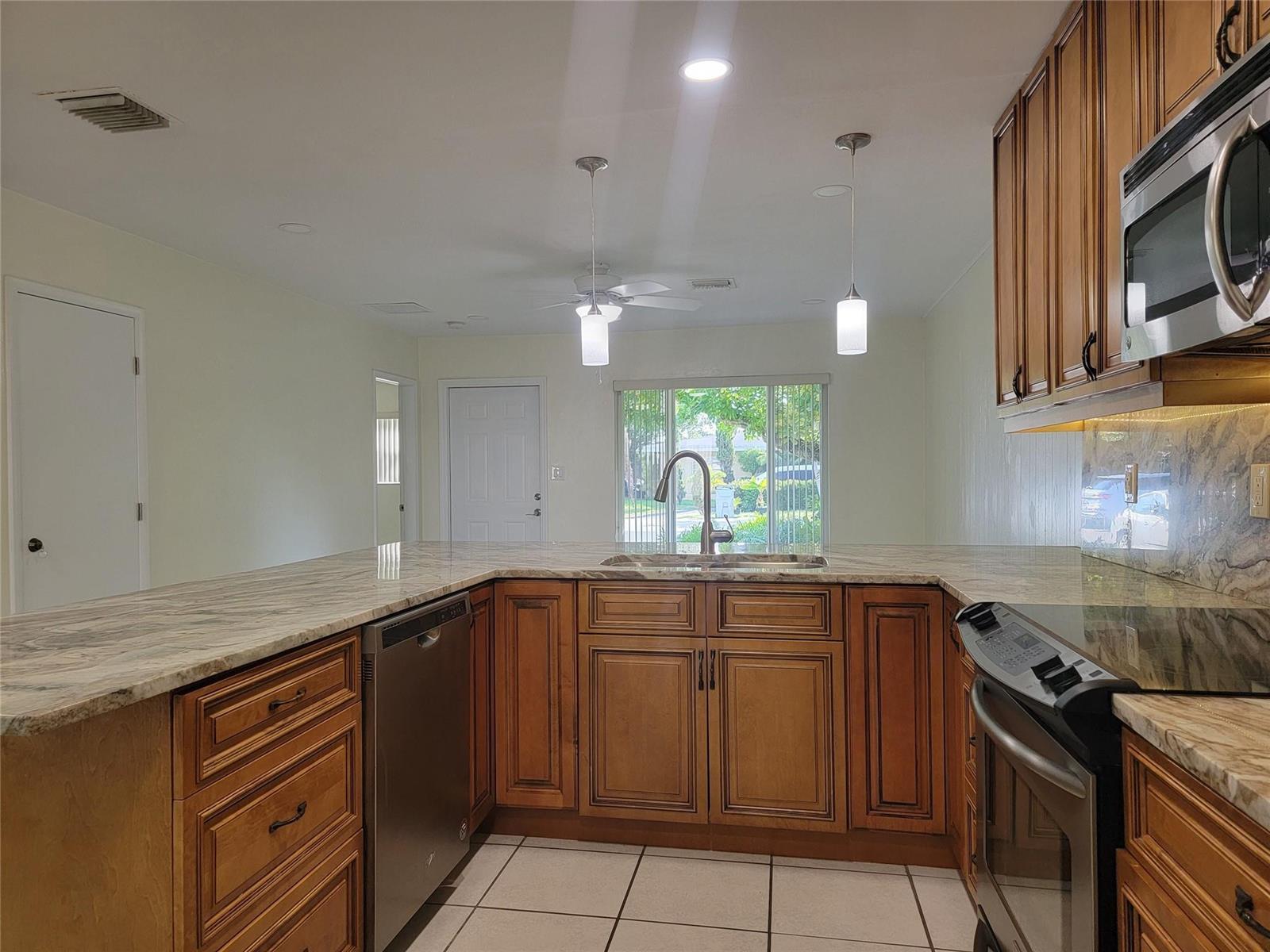 1601 SW 1 Terrace # 1, Pompano Beach FL 33060 photo 3