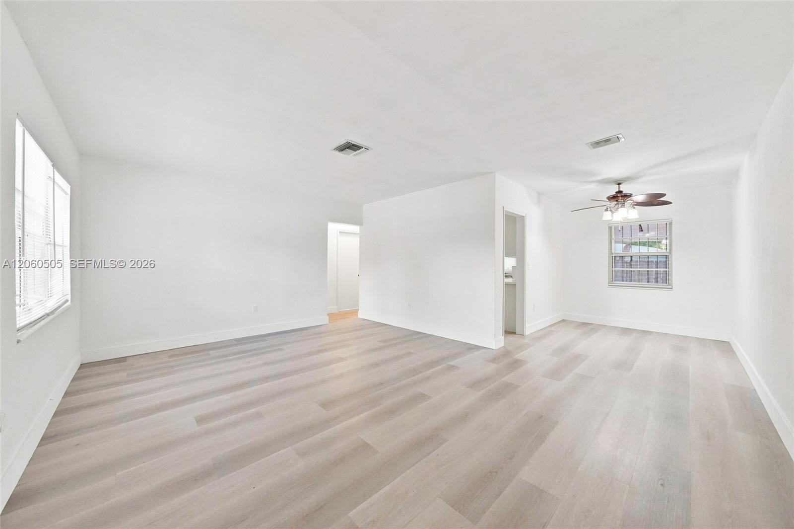 596 NW 109th St, Miami FL 33168 photo 5
