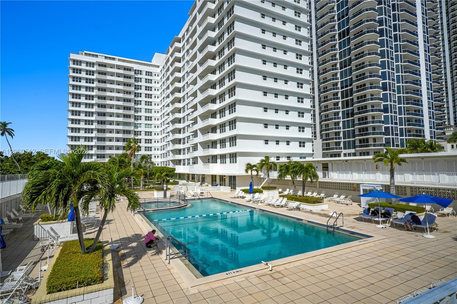 4747 Collins Ave # 201, Miami Beach FL 33140