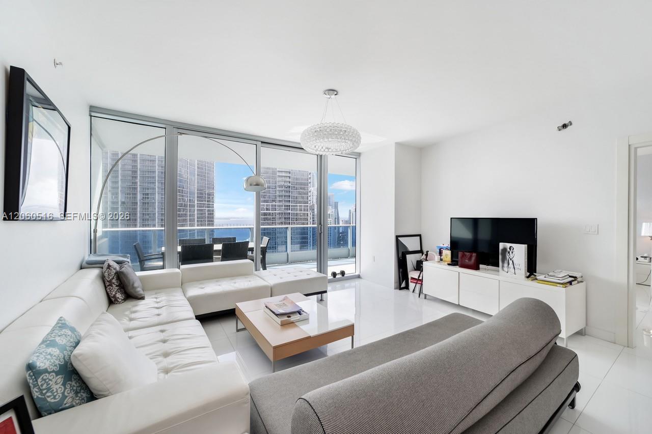 200 Biscayne Boulevard Way # 4006, Miami FL 33131 photo 2