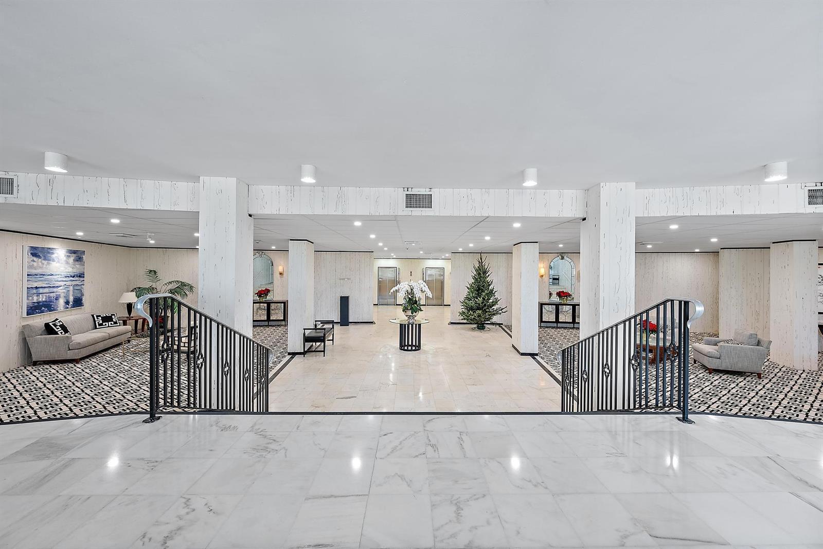 2295 S OCEAN Boulevard # 418, Palm Beach FL 33480 photo 4