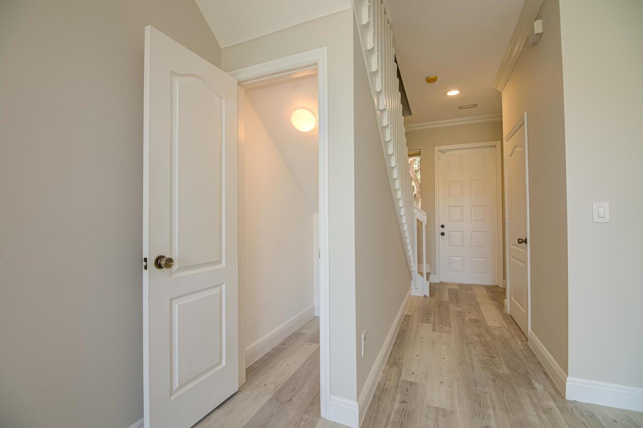 446 Rainbow Springs Terrace, Royal Palm Beach FL 33411 photo 3