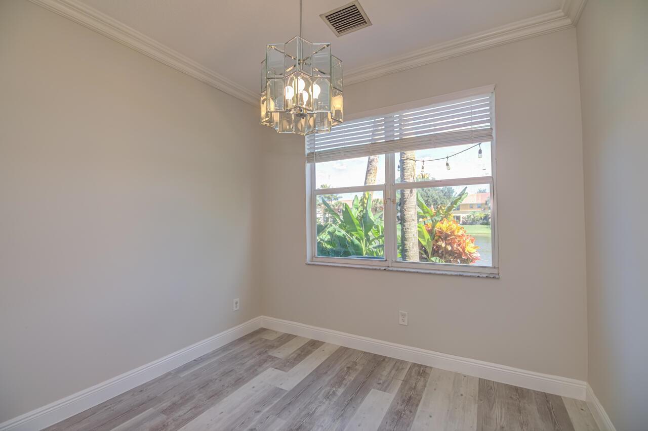 446 Rainbow Springs Terrace, Royal Palm Beach FL 33411 photo 4