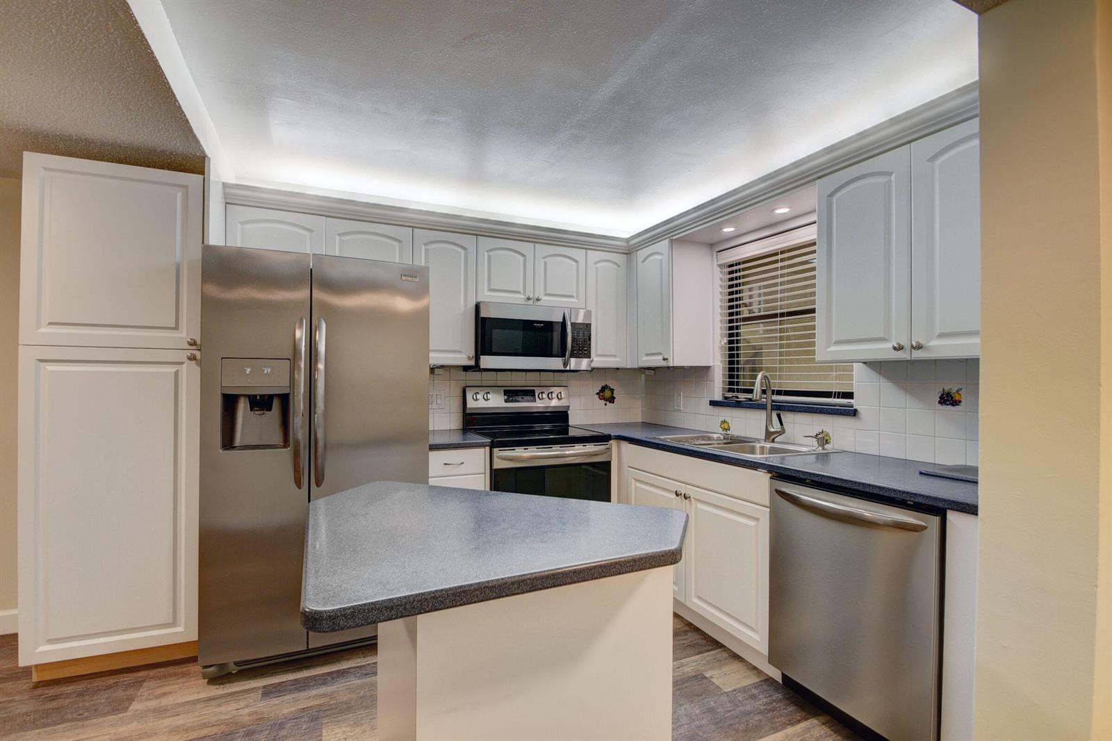 890 N Federal Highway # 103, Lantana FL 33462 photo 3