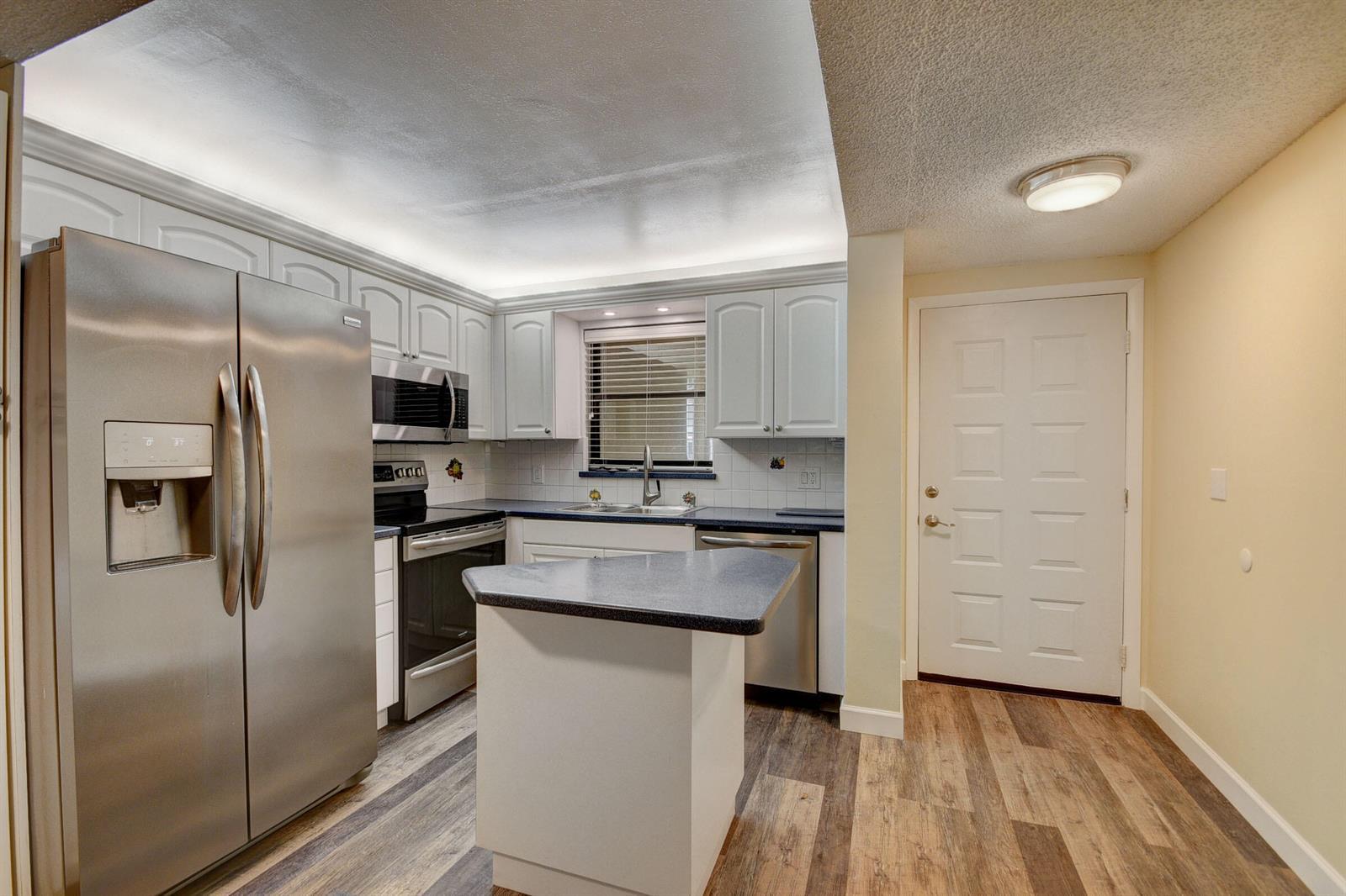 890 N Federal Highway # 103, Lantana FL 33462 photo 4