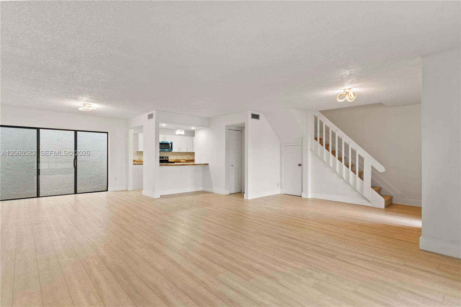 6745 NW 169th St # 15F, Hialeah FL 33015