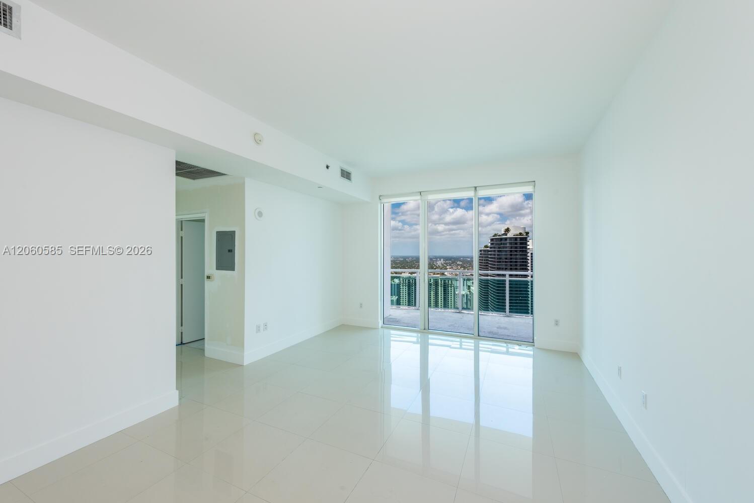 950 Brickell Bay Dr # 4801, Miami FL 33131 photo 5
