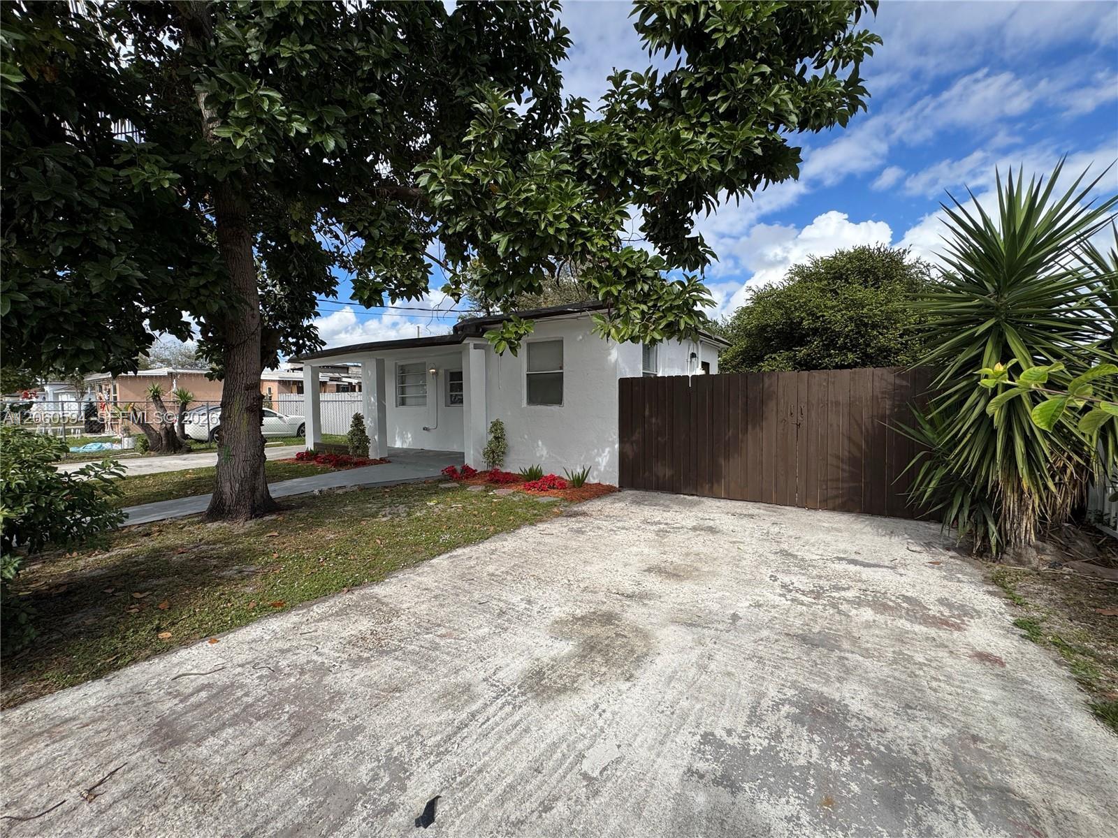2381 NW 153rd St, Miami Gardens FL 33054 photo 4