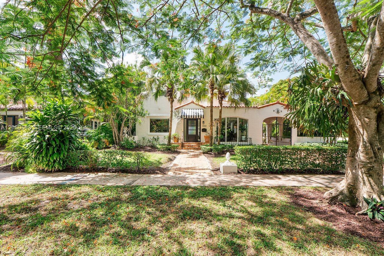 1042 Sorolla Ave, Coral Gables FL 33134 photo 3