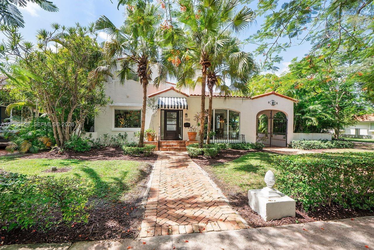 1042 Sorolla Ave, Coral Gables FL 33134 photo 5