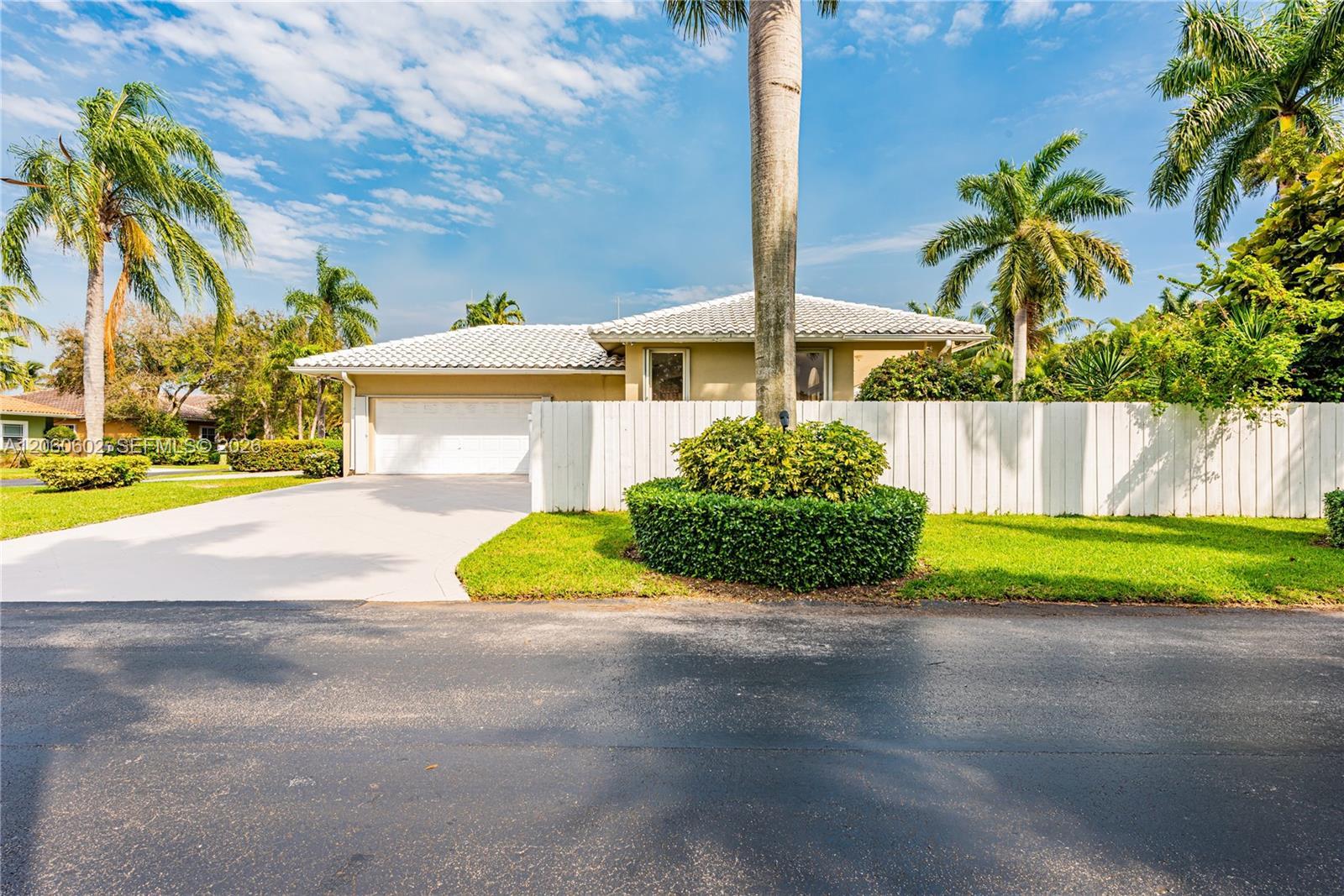 Miami, FL 33143 photo 5