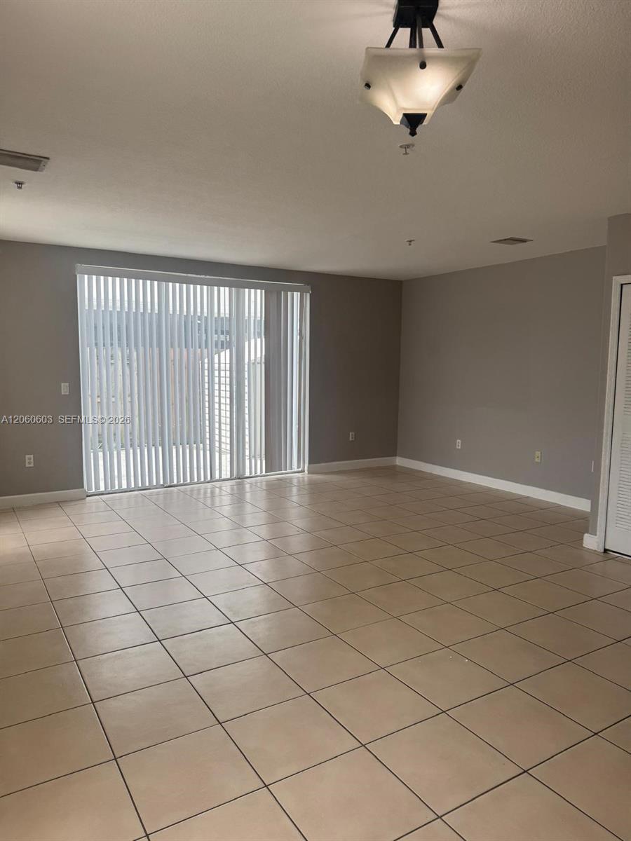 8091 W 36th Ave # 1, Hialeah FL 33018 photo 4