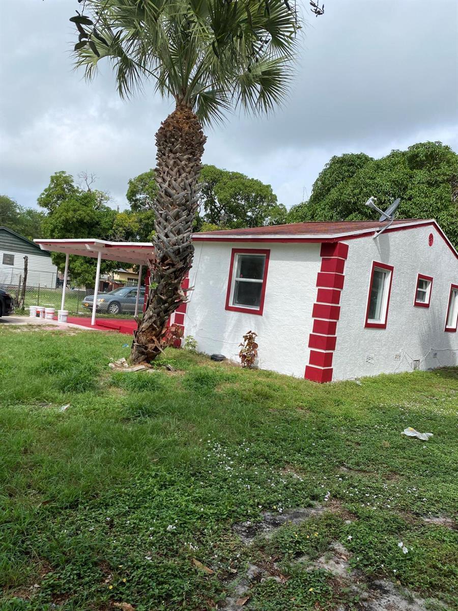 707 45TH Street, West Palm Beach FL 33407