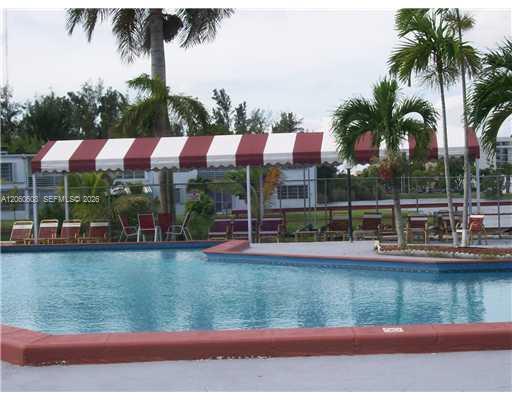 165 NE 203rd Ter # 26, Miami Gardens FL 33179 photo 2