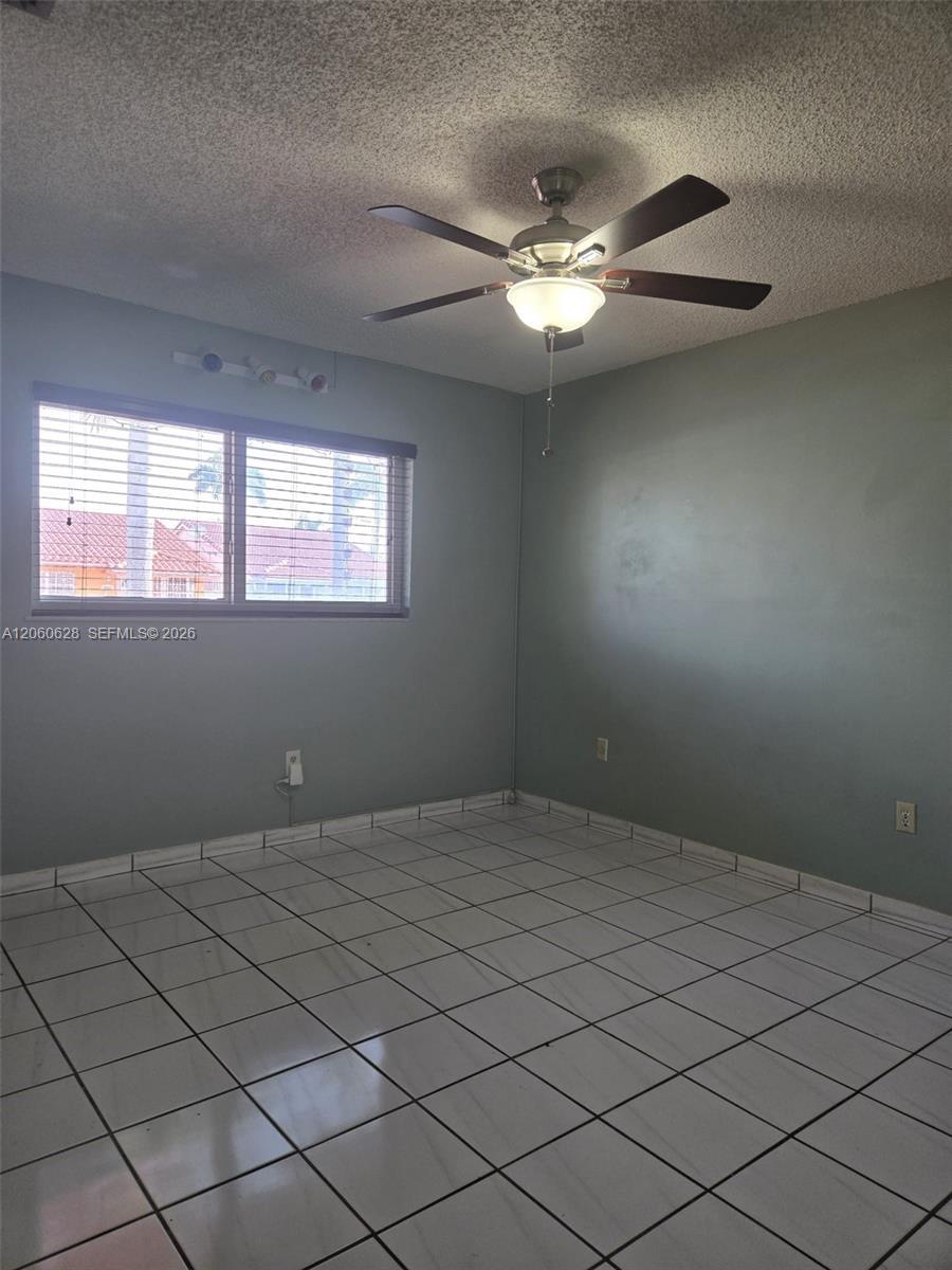 8810 NW 114th Ter, Hialeah Gardens FL 33018 photo 5