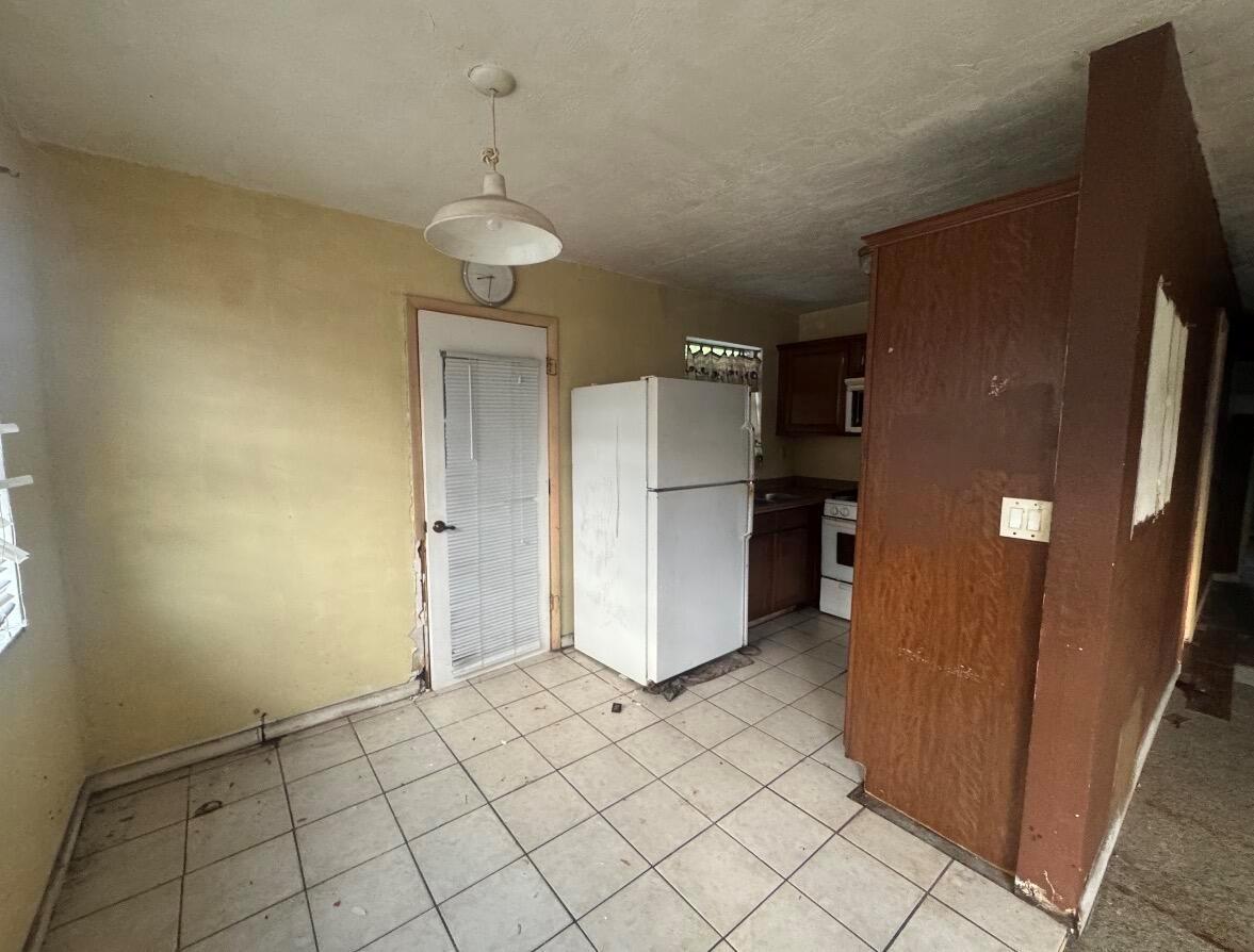 313 SW 15TH Terrace, Delray Beach FL 33444 photo 4