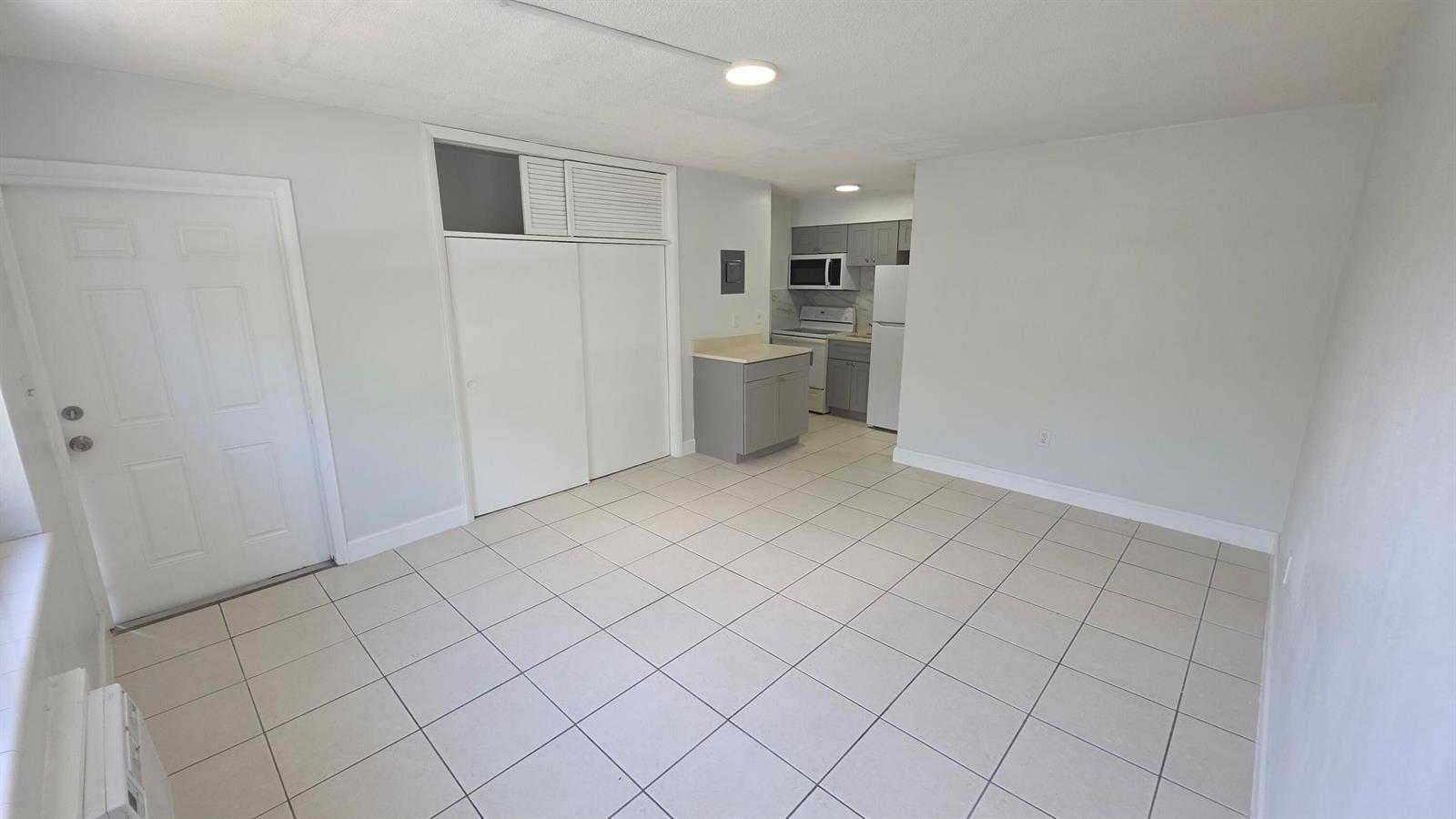 7311 VENETIAN Street # 6, Miramar FL 33023