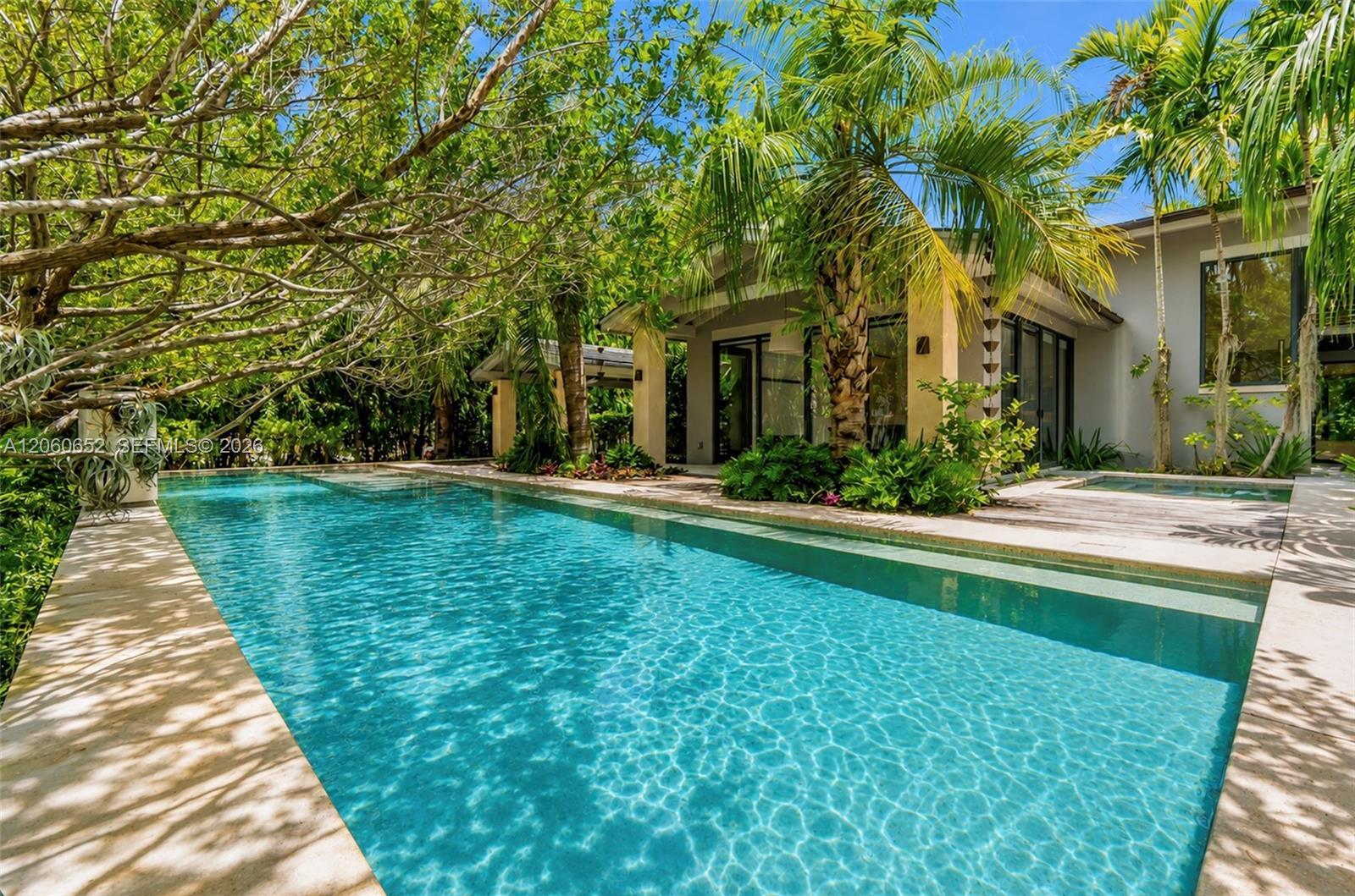 6840 Sunrise Pl, Coral Gables FL 33133 photo 4