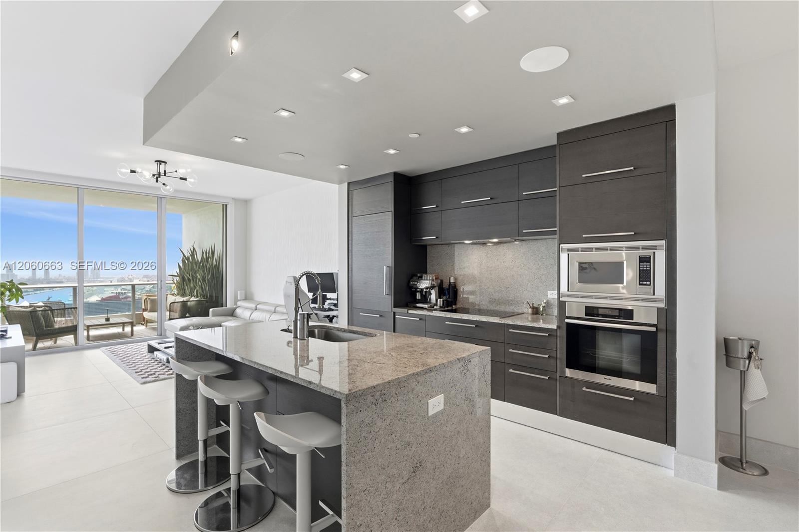 900 Biscayne Blvd # 3607, Miami FL 33132 photo 3