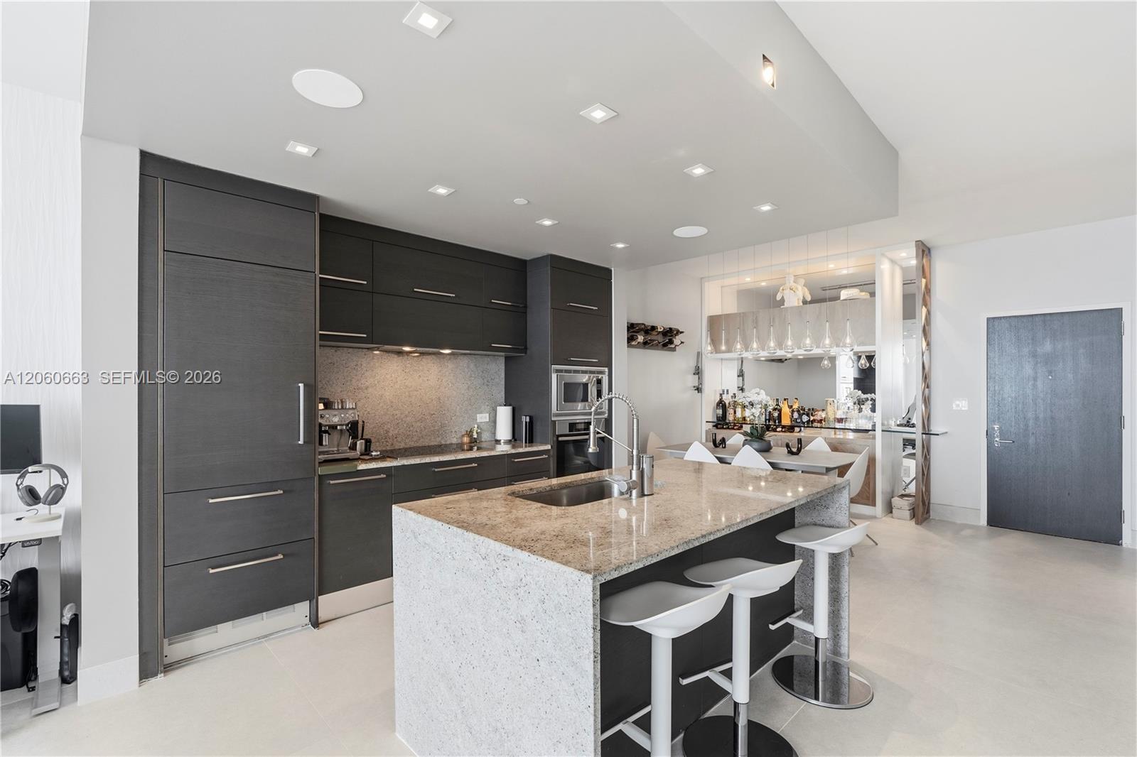 900 Biscayne Blvd # 3607, Miami FL 33132 photo 4