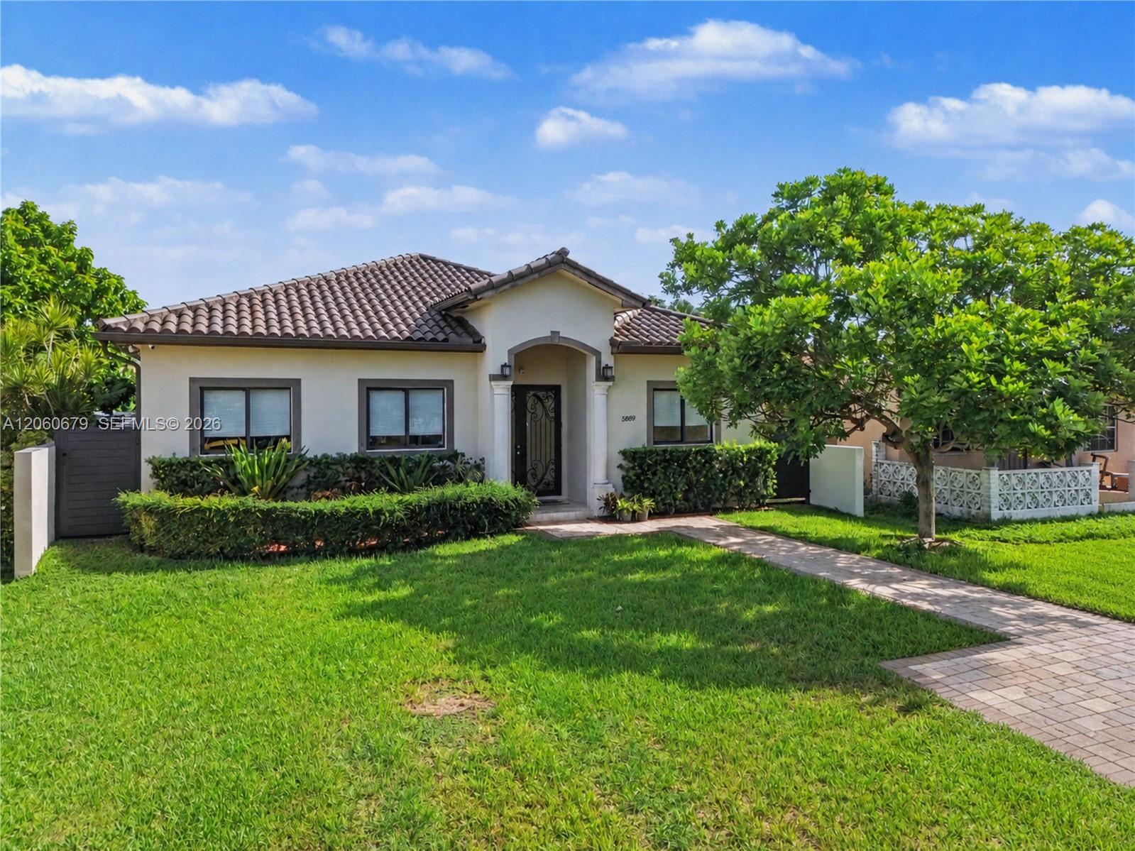 5889 SW 17th St, Miami FL 33155