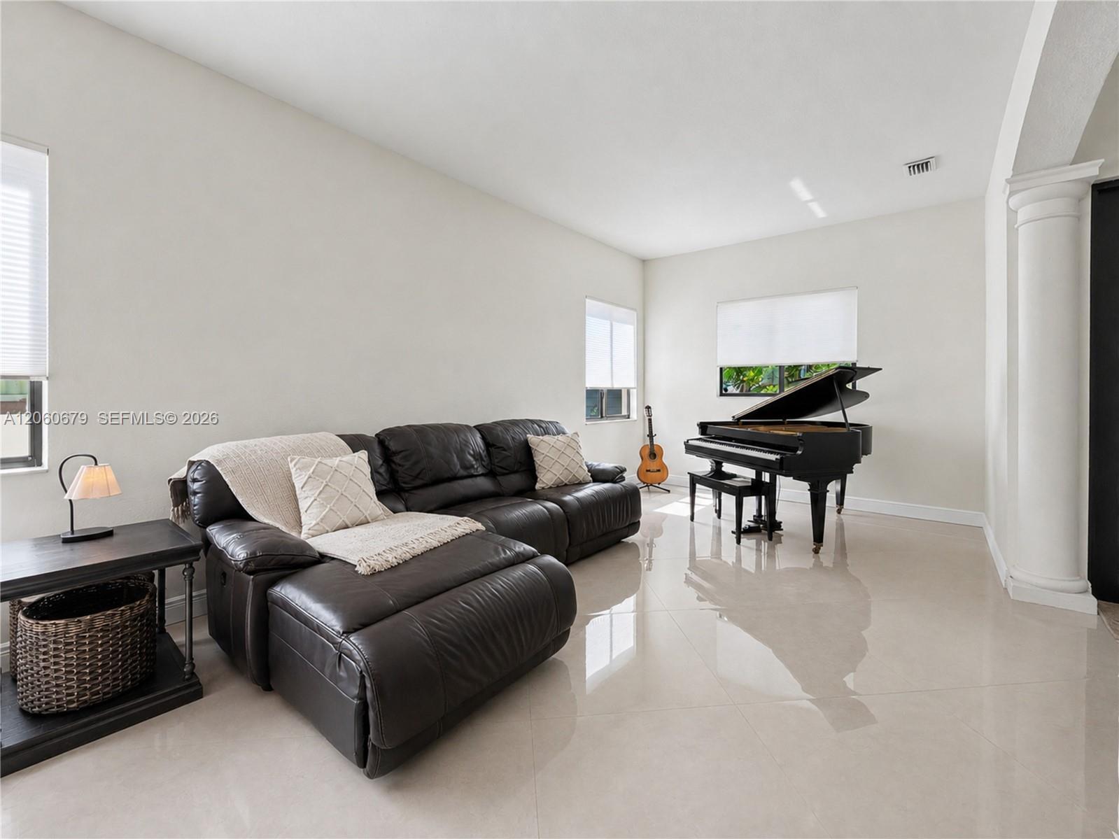 5889 SW 17th St, Miami FL 33155 photo 4