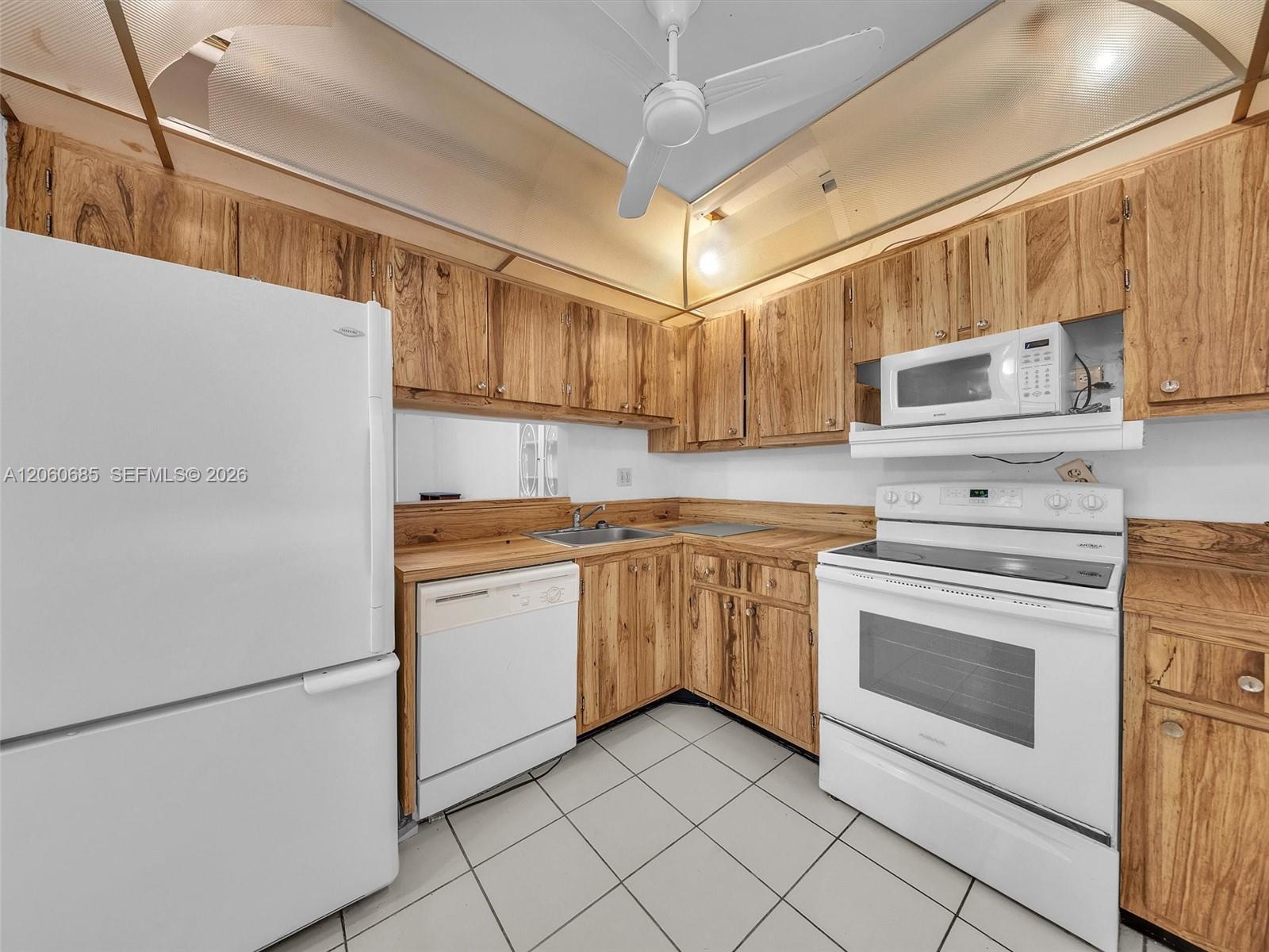 3070 NW 48th Ter # 111, Lauderdale Lakes FL 33313 photo 5