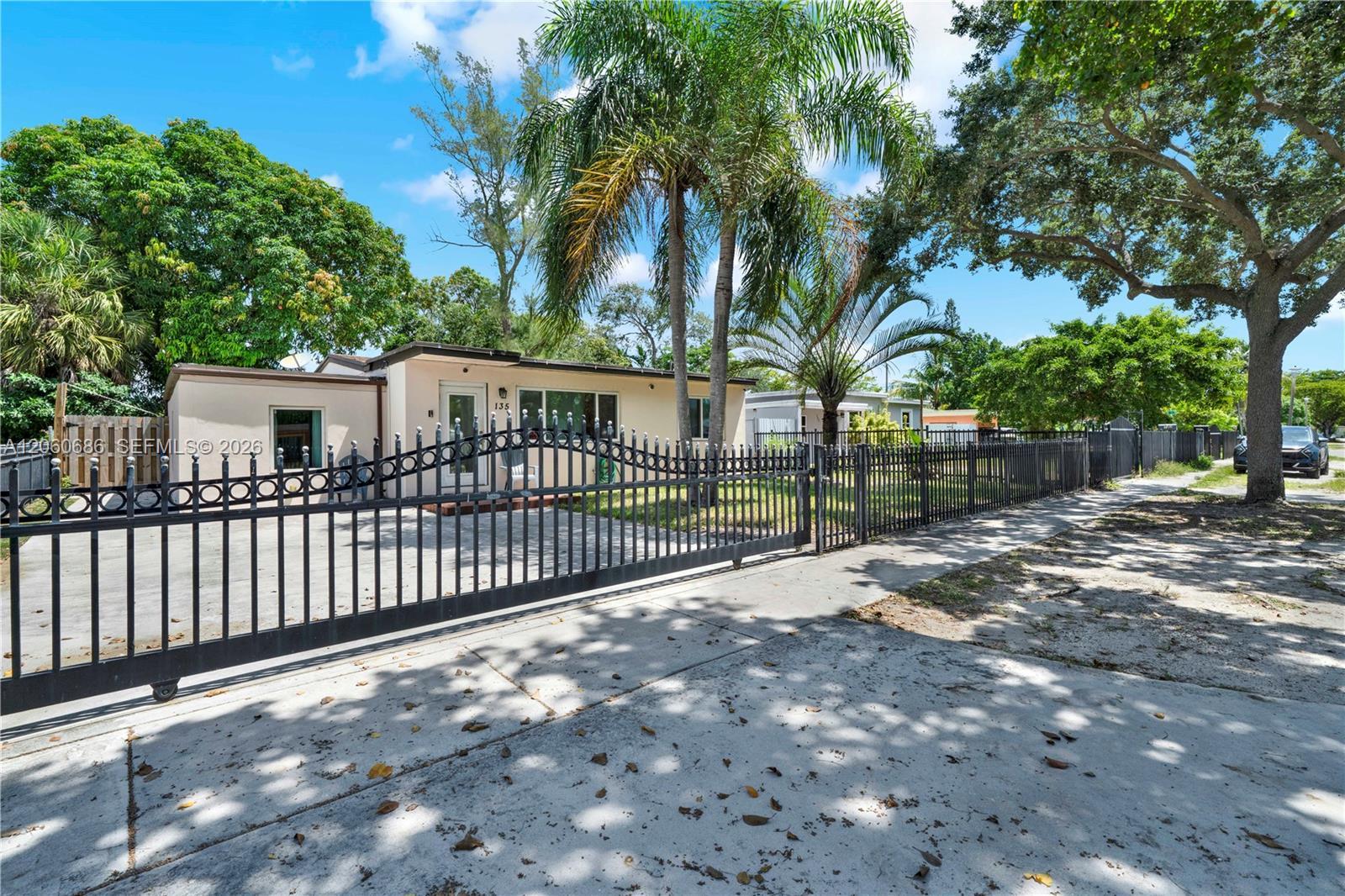 135 NW 121st St, North Miami FL 33168 photo 4