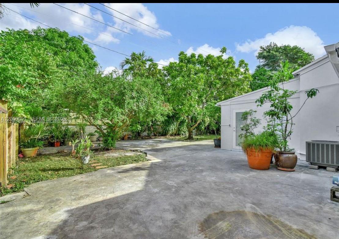 6391 SW 39th St, Miami FL 33155 photo 3