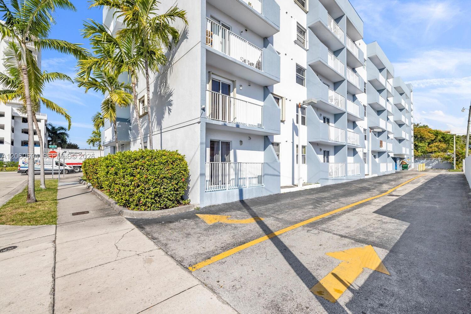 2575 SW 27th Ave # 111, Miami FL 33133 photo 2