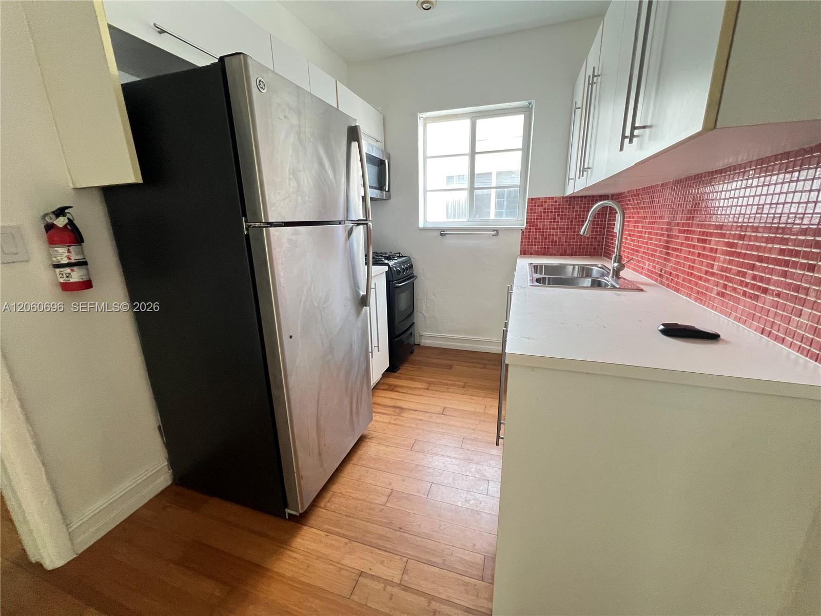7315 Byron Ave # 12, Miami Beach FL 33141 photo 3
