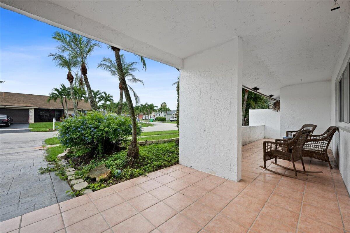 11650 NW 39TH Place, Sunrise FL 33323 photo 5