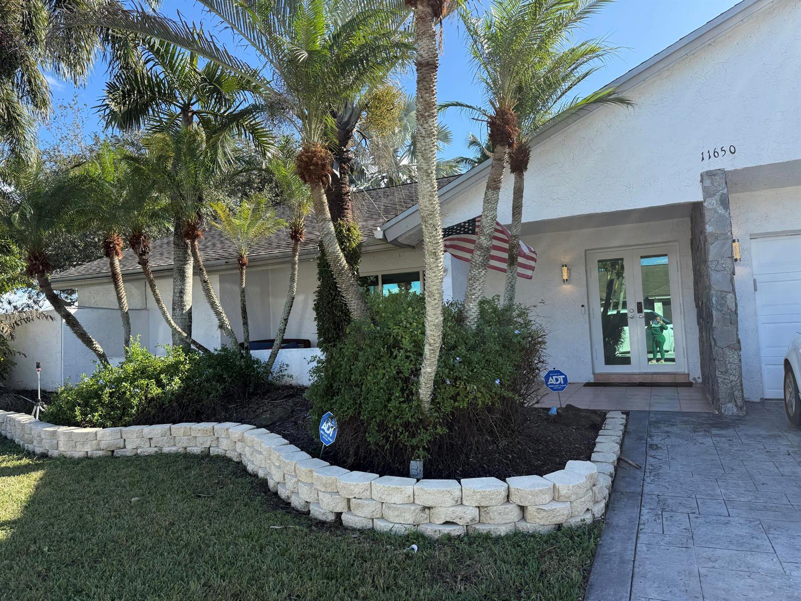 11650 NW 39TH Place, Sunrise FL 33323 photo 4