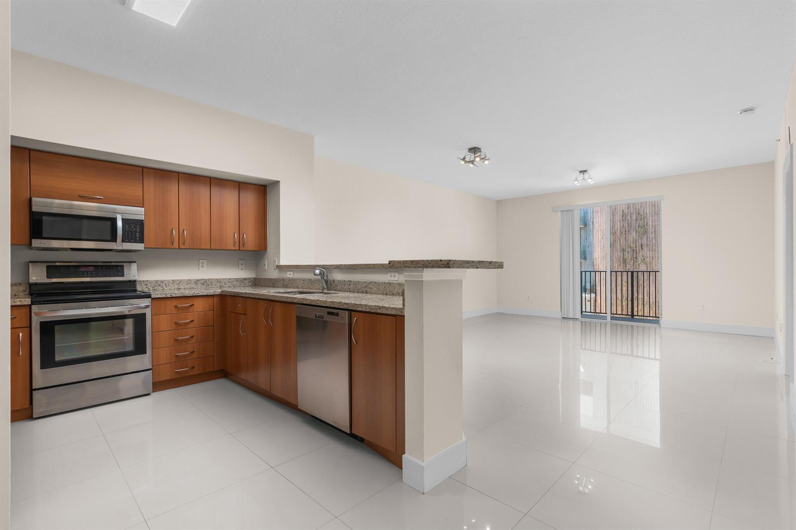 250 NE 3rd Avenue # 1305, Delray Beach FL 33444 photo 2