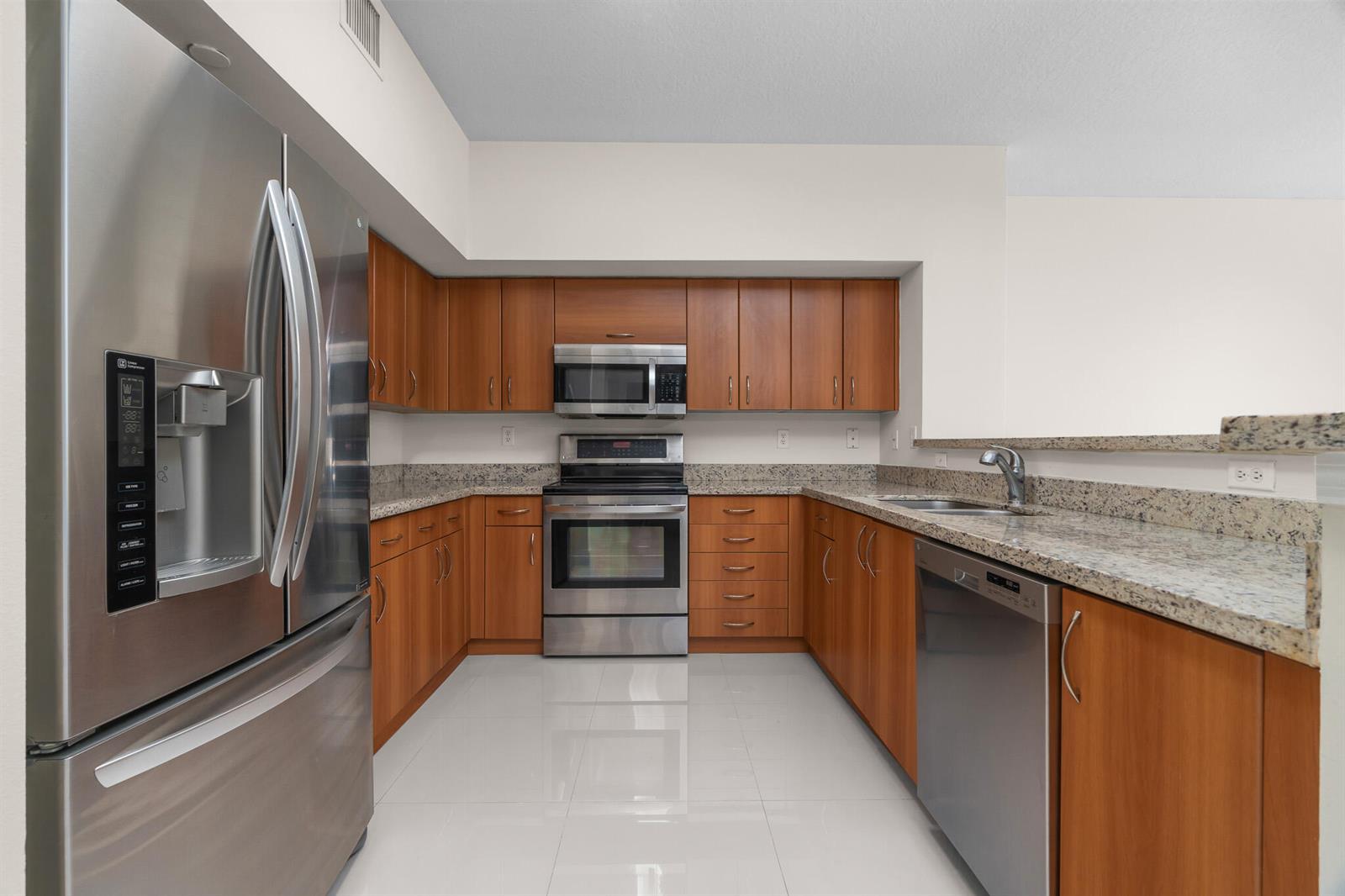 250 NE 3rd Avenue # 1305, Delray Beach FL 33444 photo 3