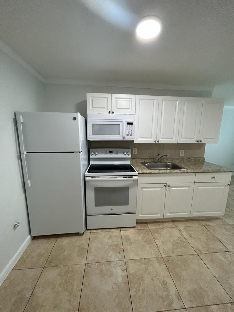 1119 NW 6TH Avenue # 4, Pompano Beach FL 33060 photo 3