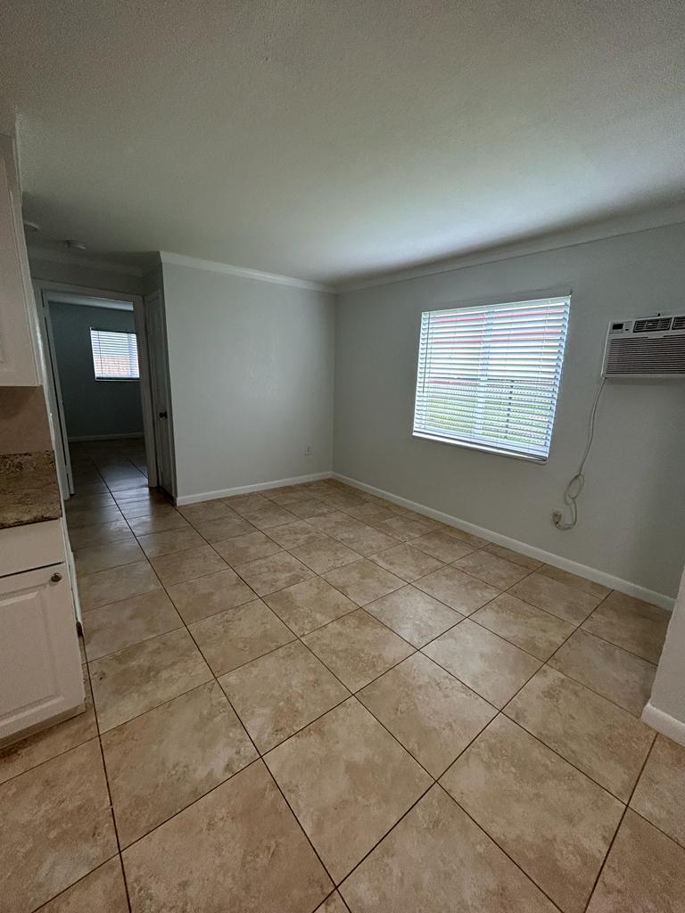 1119 NW 6TH Avenue # 4, Pompano Beach FL 33060 photo 4