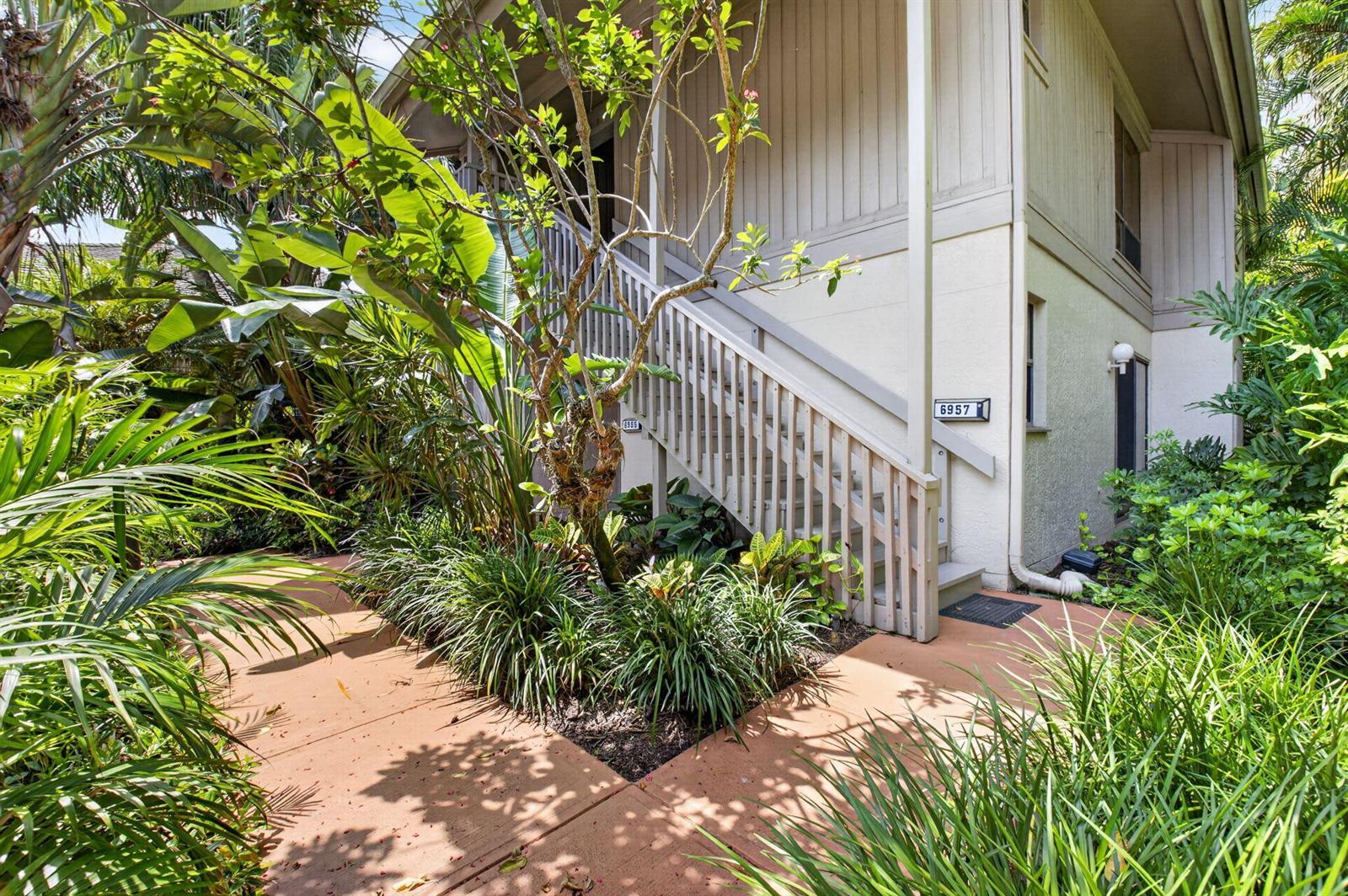 6957 Rain Forest Drive # U, Boca Raton FL 33434