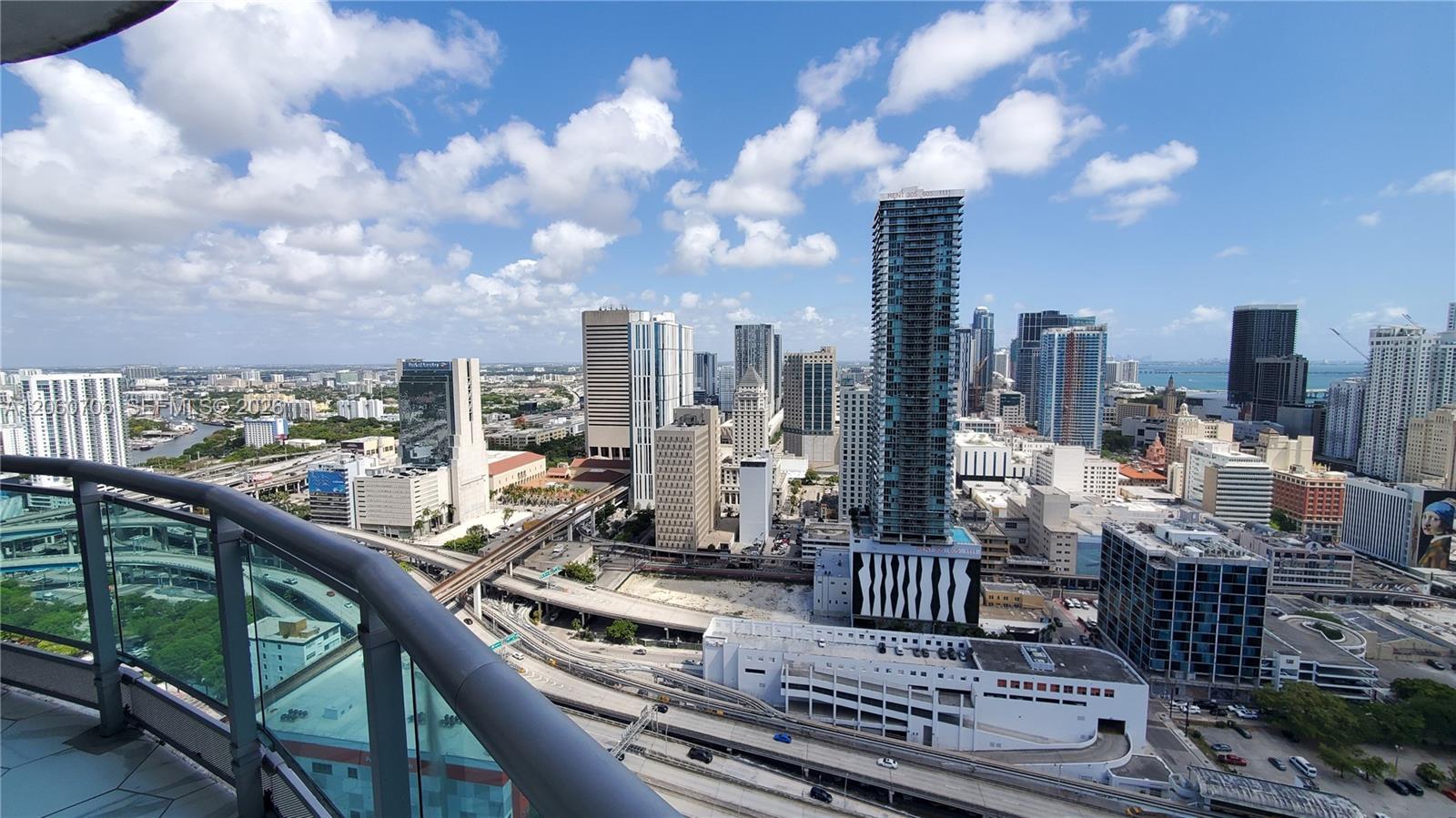 350 S Miami Ave # 3713, Miami FL 33130 photo 4