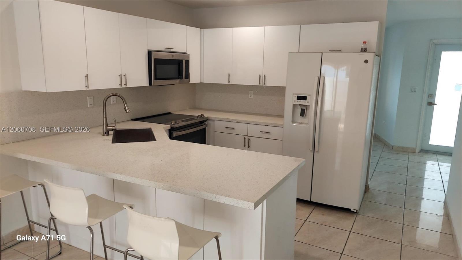 11507 SW 6th St, Sweetwater FL 33174 photo 2
