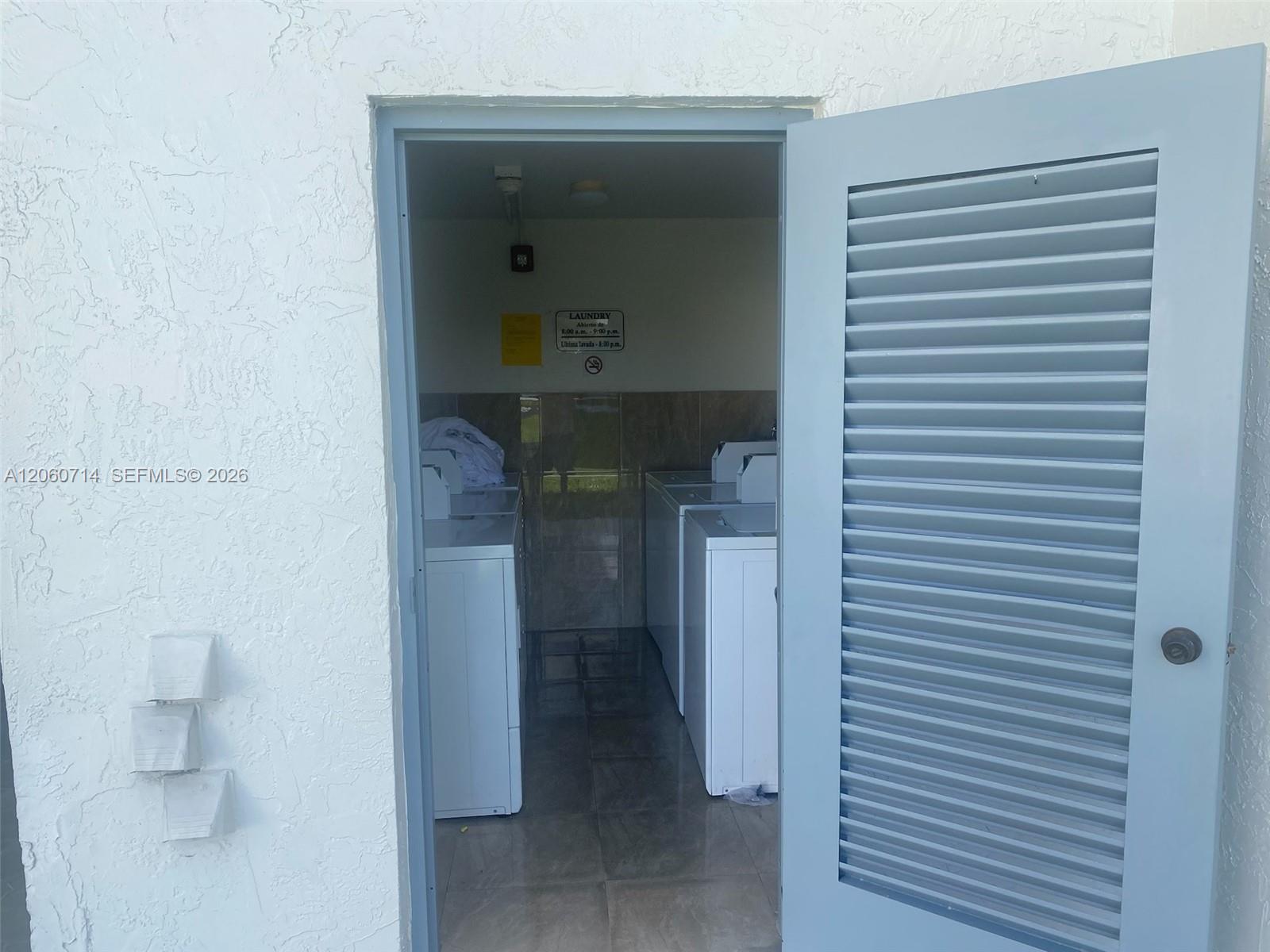 9520 SW 8th St # 118, Miami FL 33174 photo 2
