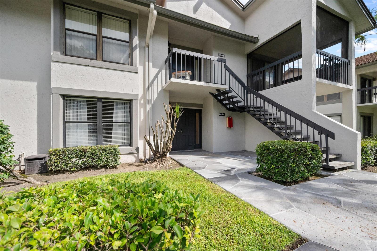11355 POND VIEW Drive # D104, Wellington FL 33414 photo 2