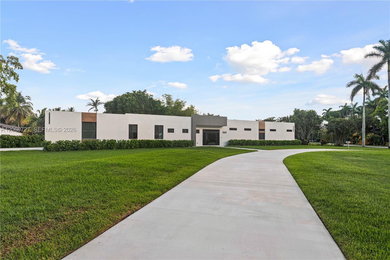 360 Holly Ln, Plantation FL 33317 photo 5