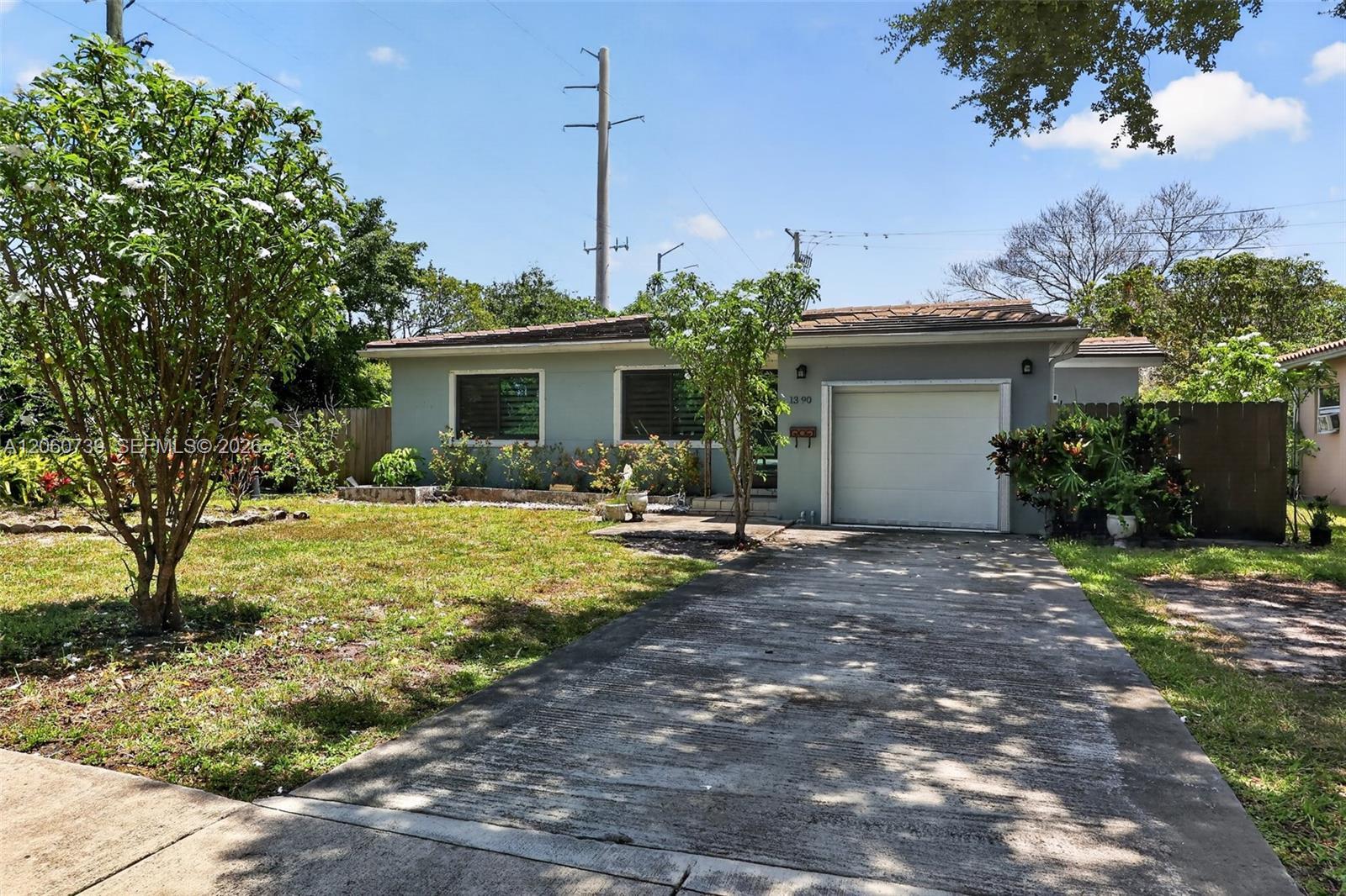1390 NE 129th St, North Miami FL 33161