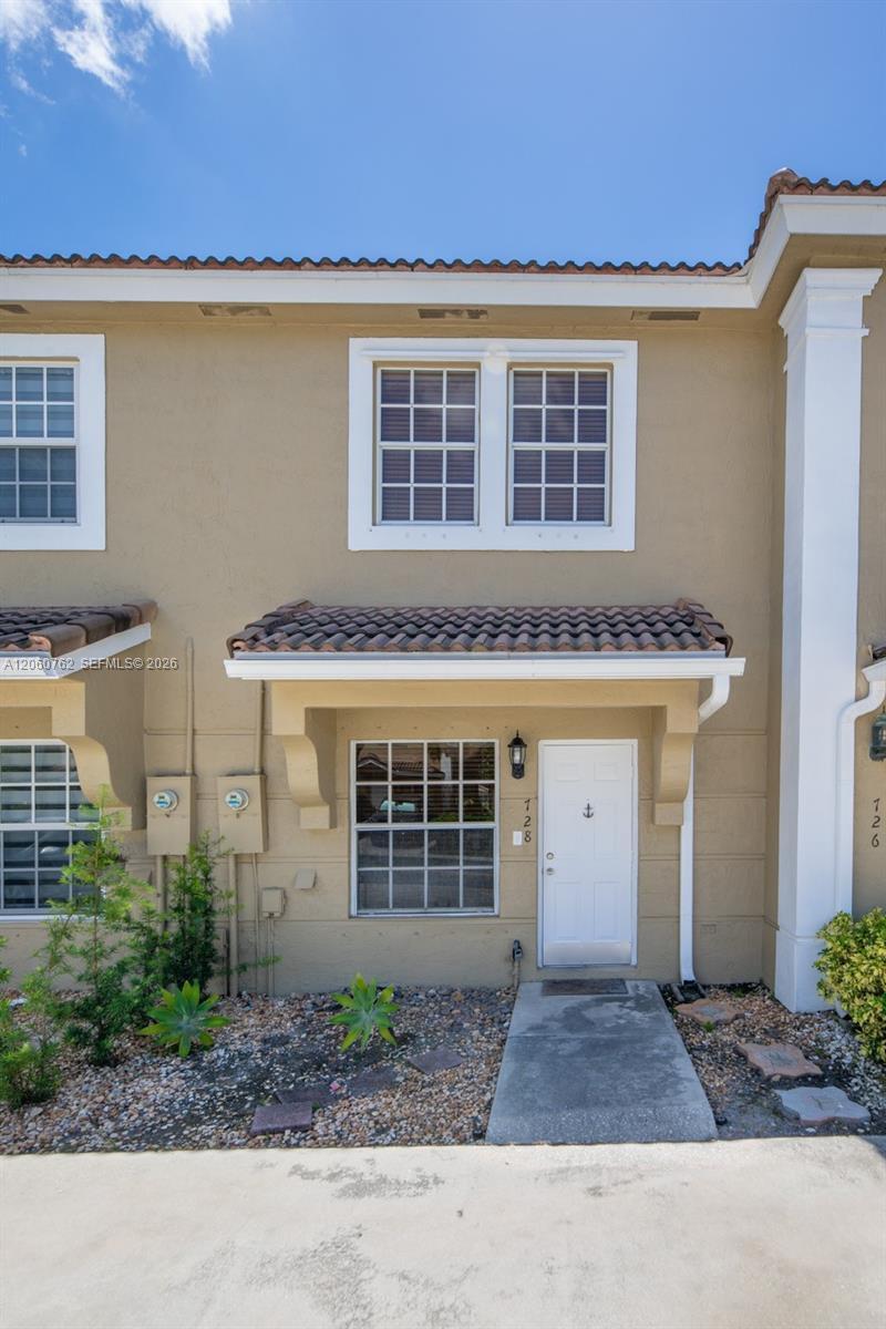 728 SW 122nd Ave, Pembroke Pines FL 33025 photo 4